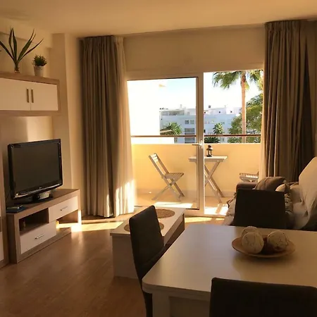 Apartamento Club Playa Flores Appartement